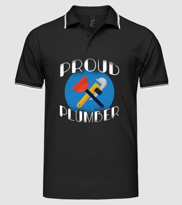 Instalator mândru model negru pe tricou