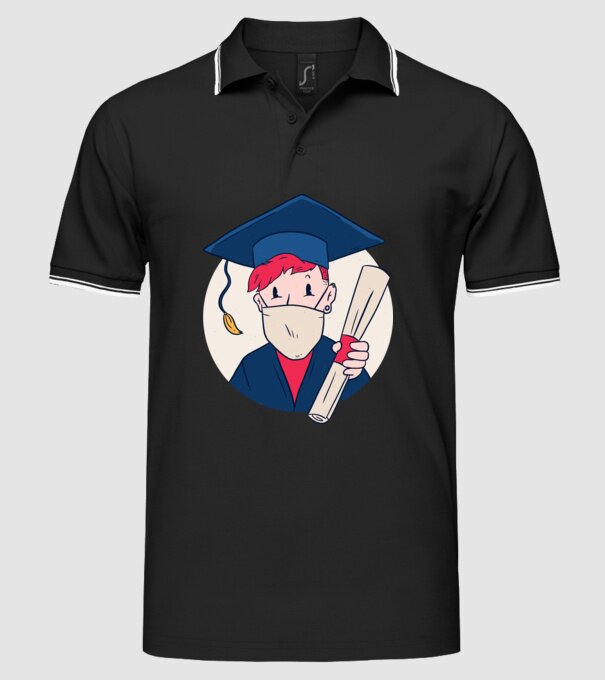 model negru pe tricou