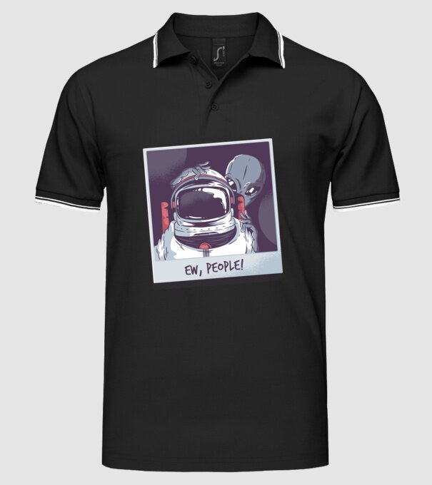 Ew, Oameni - Astronaut cu extraterestru model negru pe tricou