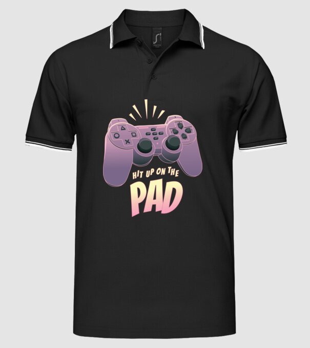 Gamer Controler model negru pe tricou