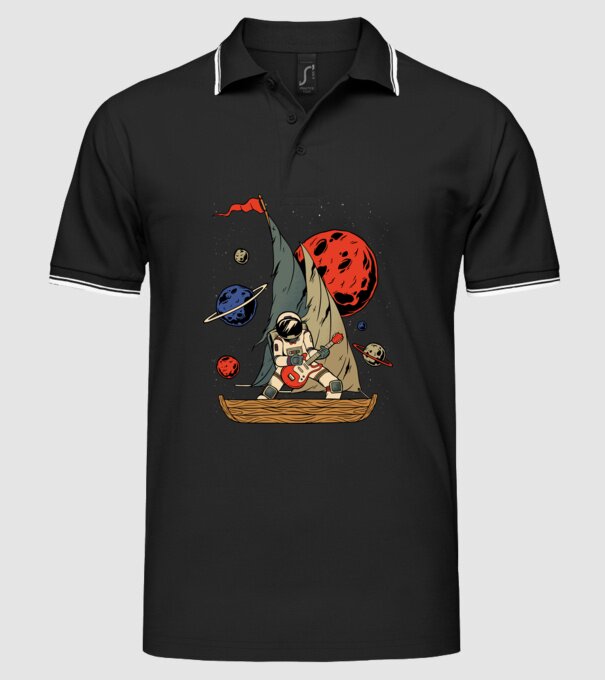 Astronaut Chitarist model negru pe tricou