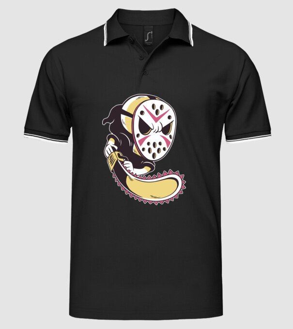 model negru pe tricou
