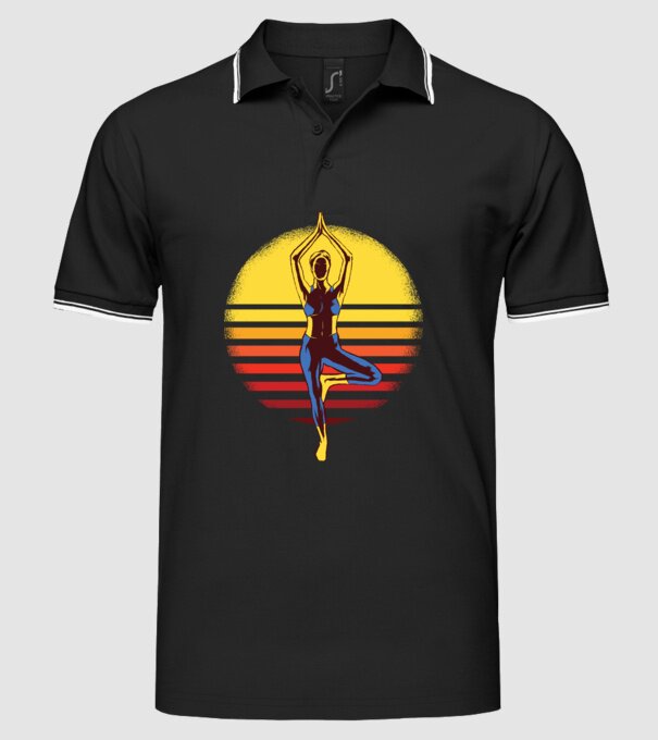 Retro yoga model negru pe tricou