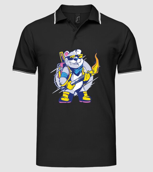 Urs cu aruncător de flăcări model negru pe tricou