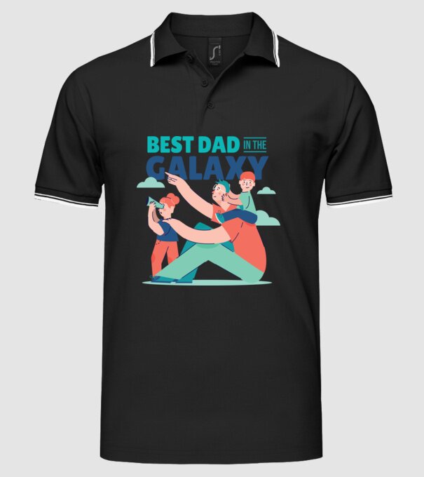 Cel mai bun tată din Galaxie model negru pe tricou
