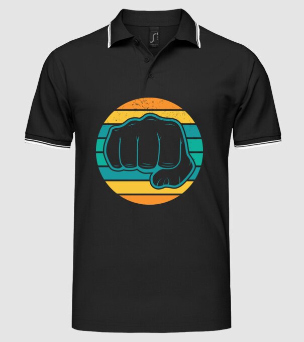 Pumn Retro model negru pe tricou