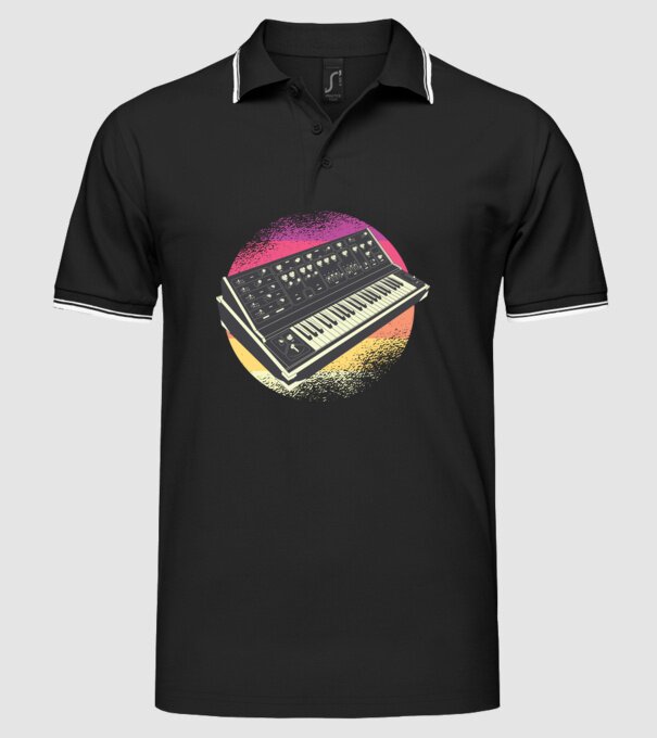 Sintetizator retro model negru pe tricou