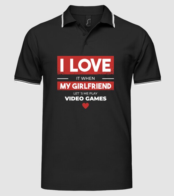 Îmi iubesc prietena când mă lasă să mă joc jocuri video model negru pe tricou