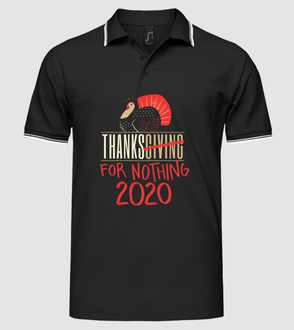 model negru pe tricou