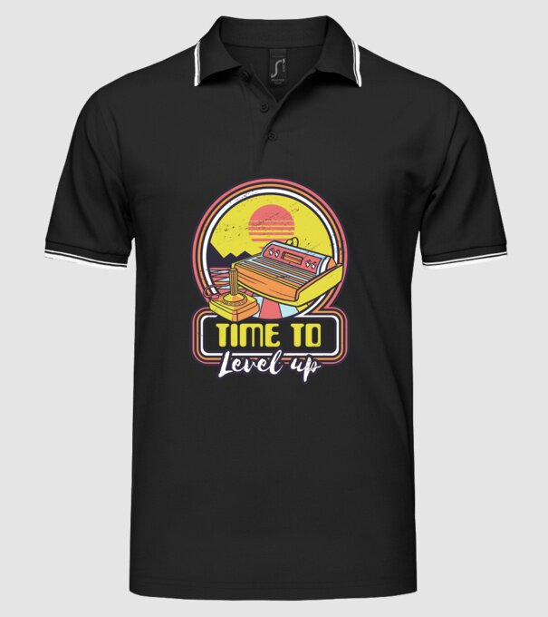 Time to Level Up model negru pe tricou