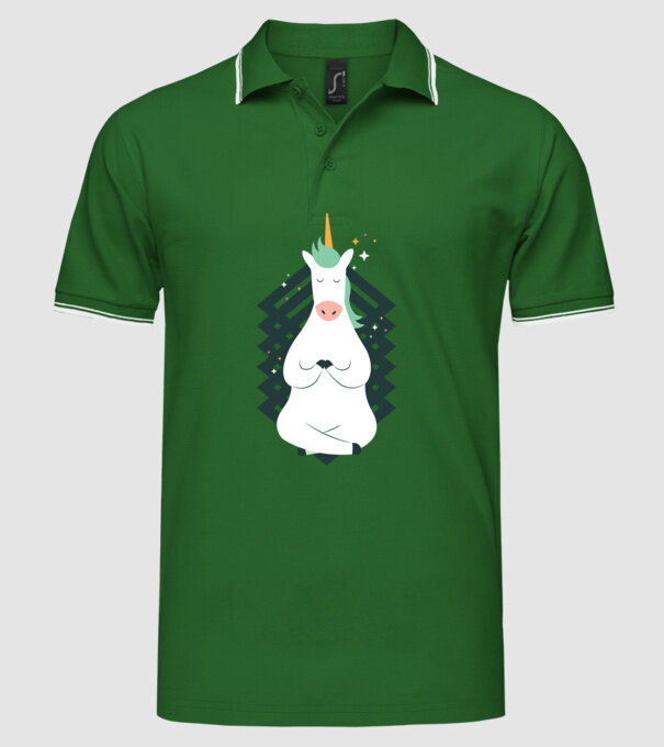 Yoga Unicron model verde pe tricou