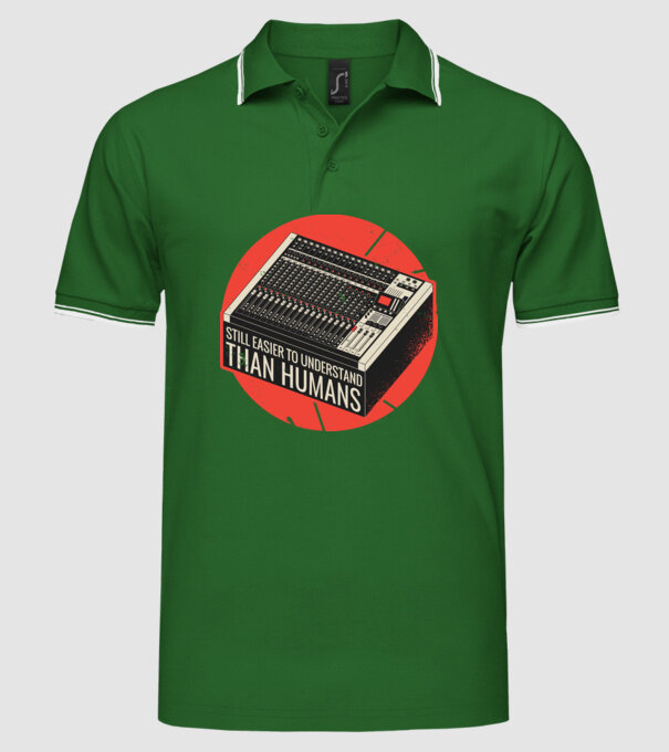 Pupitru de mixaj - Tot mai ușor de înțeles decât oamenii model verde pe tricou