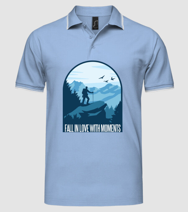Fall in love with moments model albastru deschis pe tricou