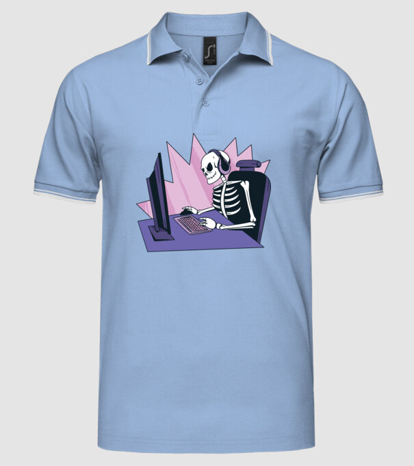 Schelet Gamer model albastru deschis pe tricou