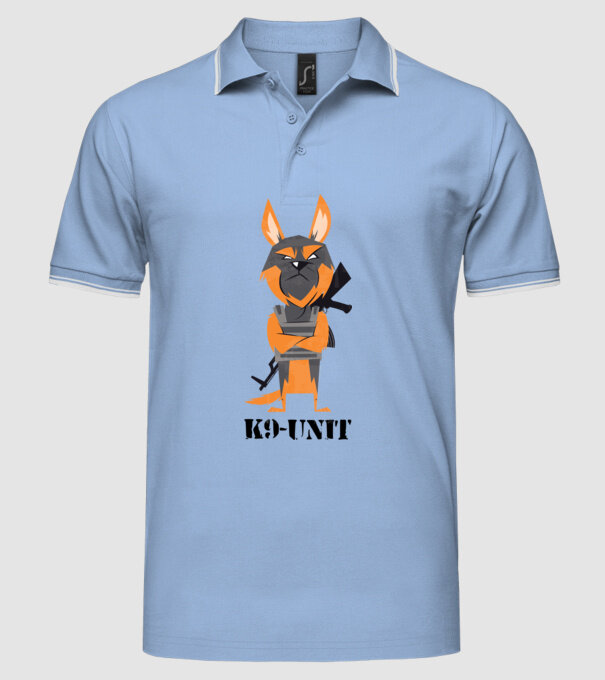 Unitatea K9 - Câine polițist model albastru deschis pe tricou