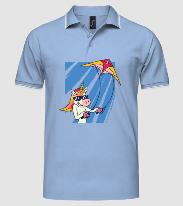 Unicorn lansează zmeie tricou drăguț model albastru deschis pe tricou