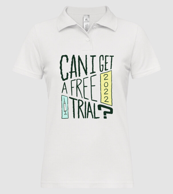  model alb pe tricou