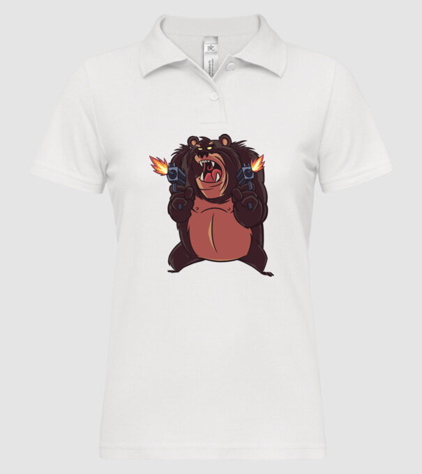 Urs înarmat model alb pe tricou