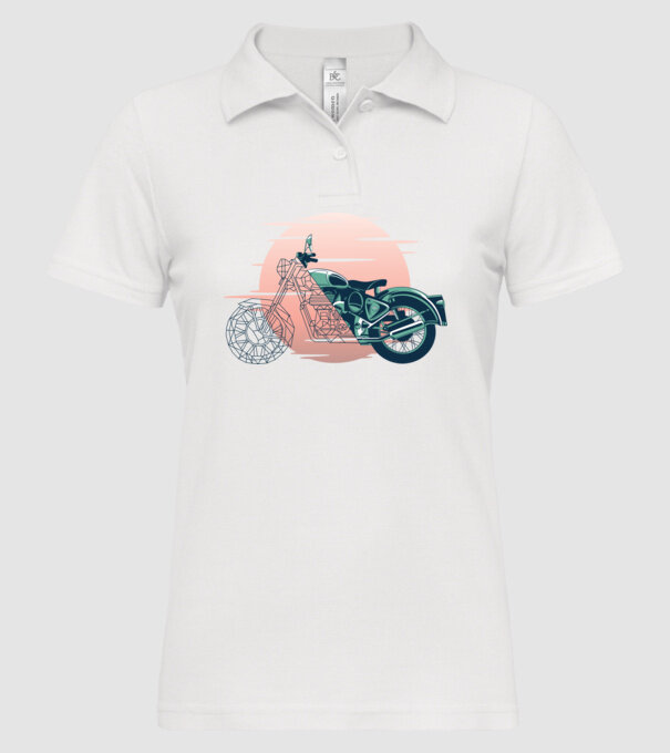 Motocicletă model alb pe tricou