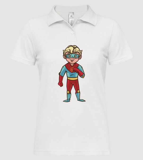 Băiat supererou model alb pe tricou