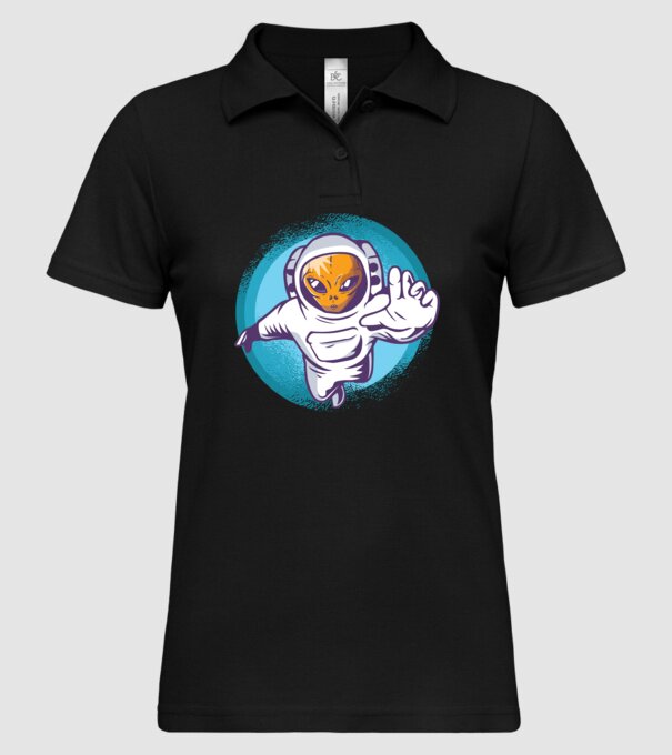 Alien Astronaut model negru pe tricou