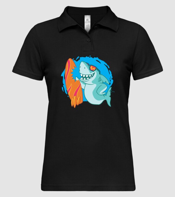 Mușcătură rechin Surf model negru pe tricou