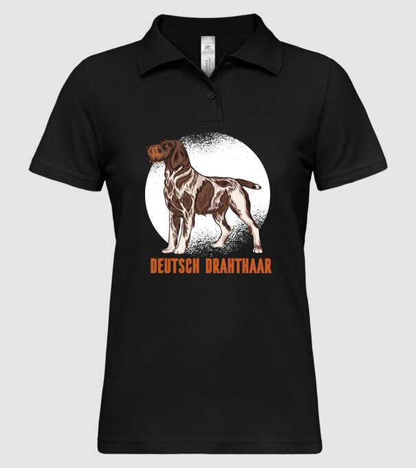 Brac german cu păr sârmos model negru pe tricou