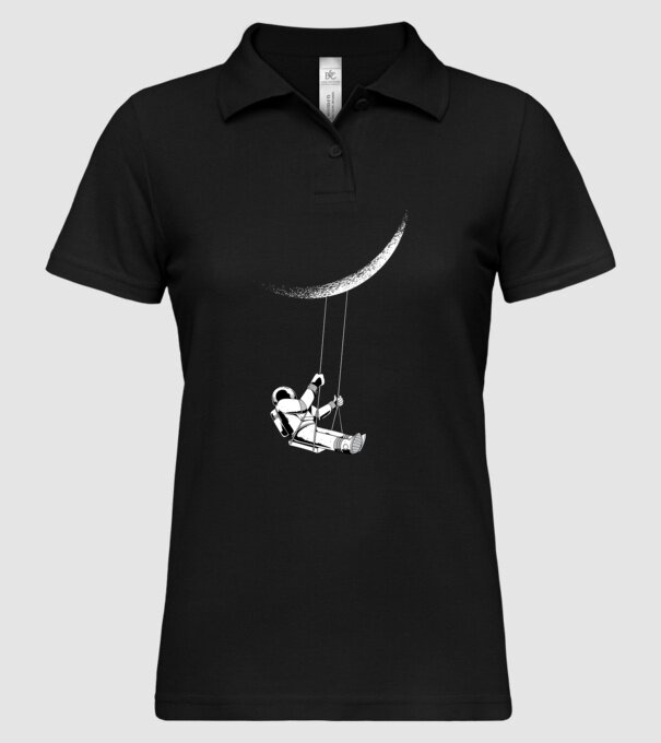 Astronaut care se dă în leagăn pe lună model negru pe tricou