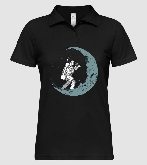 Astronaut pe Lună model negru pe tricou