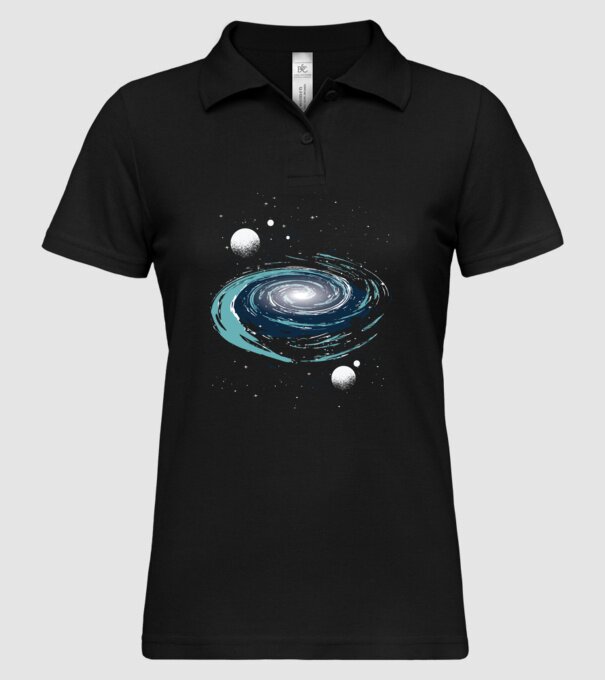 Spațiu model negru pe tricou