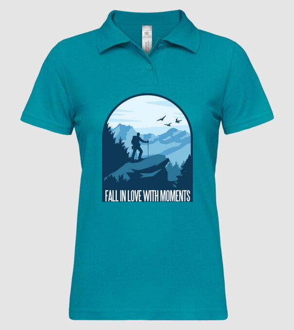 Fall in love with moments model turcoaz pe tricou