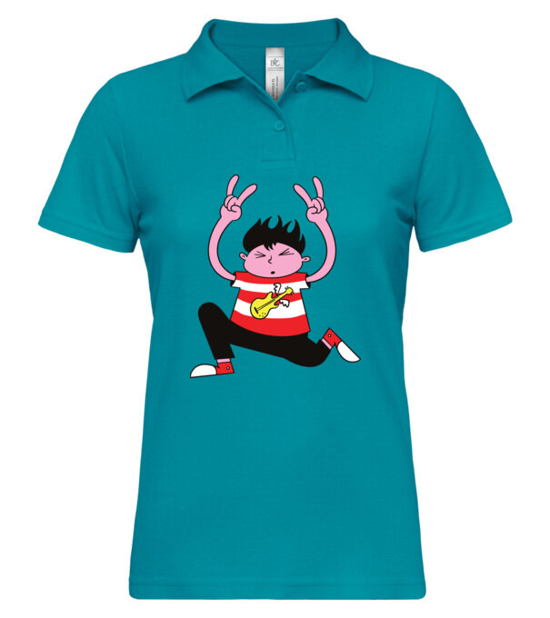  model  pe tricou