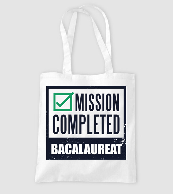 bacalaureat model alb pe tricou