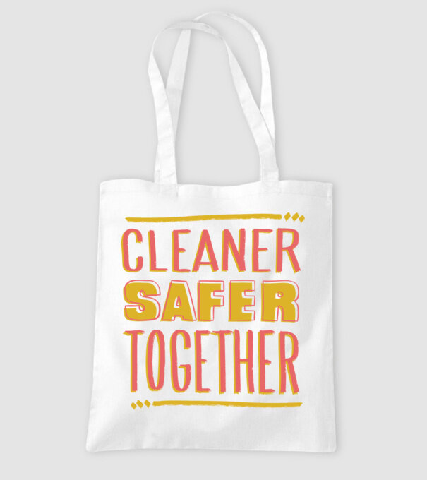 Cleaner Safer Together model alb pe tricou