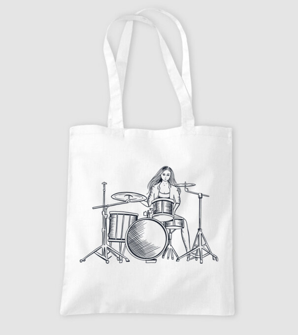 Fată Bateristă model alb pe tricou