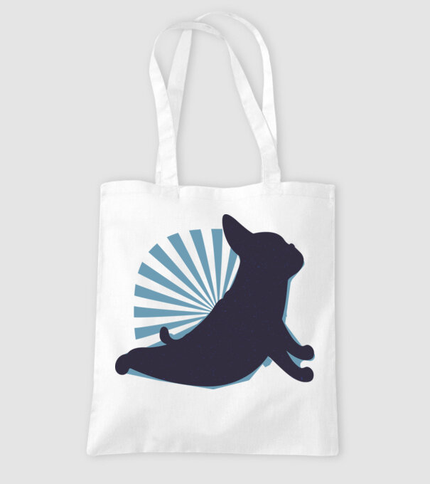 Mops Yoga model alb pe tricou