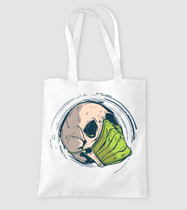 Craniu cu mască model alb pe tricou
