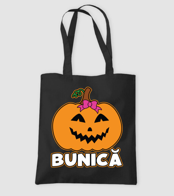 bunică model negru pe tricou