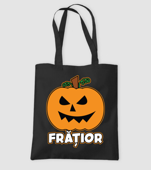frățior model negru pe tricou
