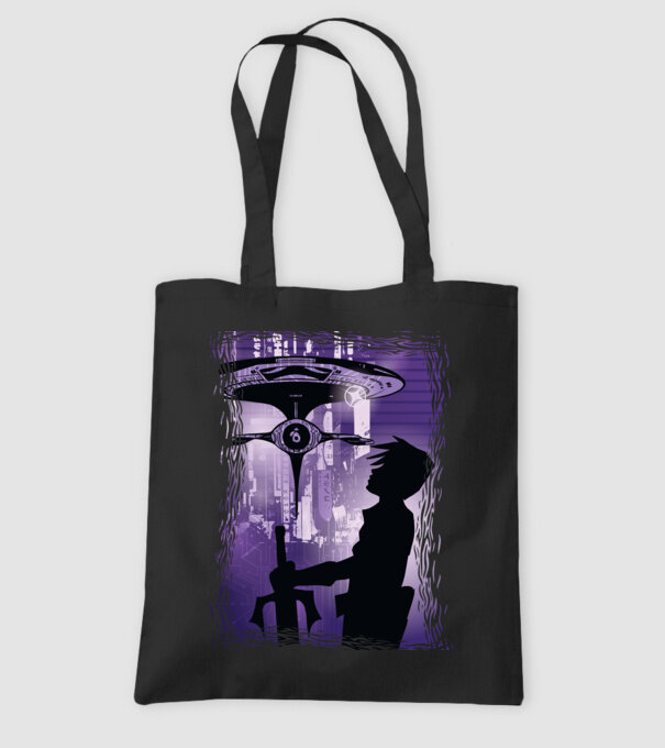 Navă spațială Anime model negru pe tricou