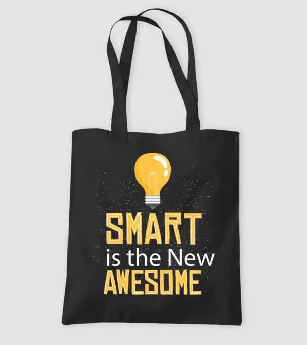 Smart este noul cool model negru pe tricou
