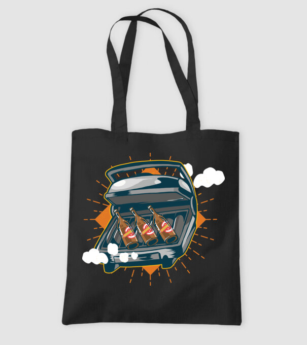 Bere BBQ model negru pe tricou