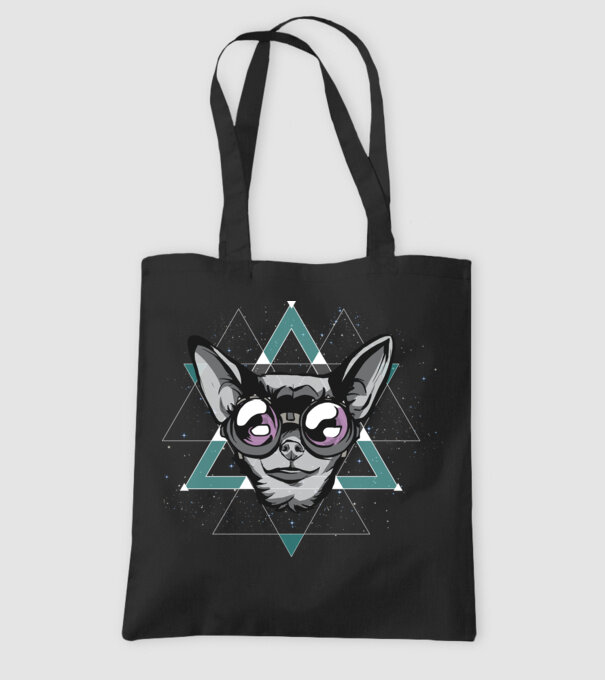 Tricou cu Câine Chihuahua model negru pe tricou