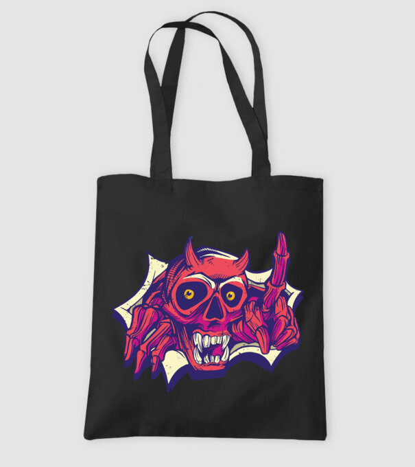 Craniu de Demon model negru pe tricou