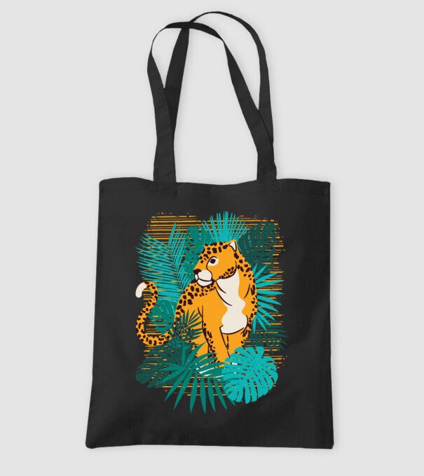 Jaguar junglă model negru pe tricou