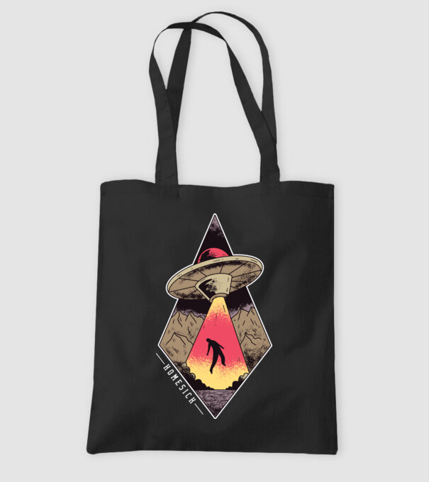 Dor de casă alien model negru pe tricou