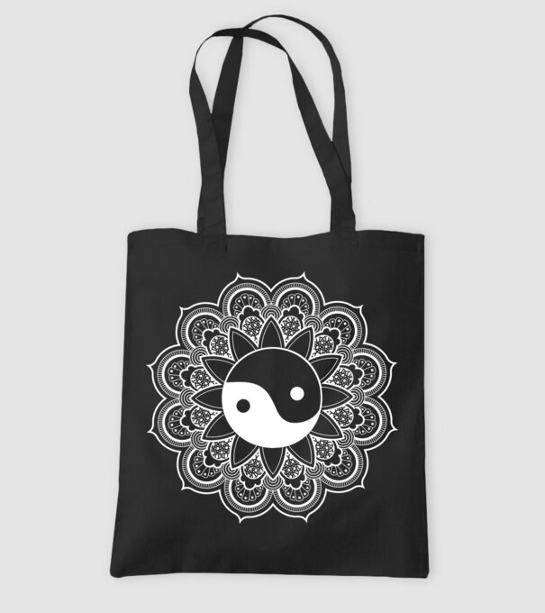 Yin-Yang Mandala model negru pe tricou