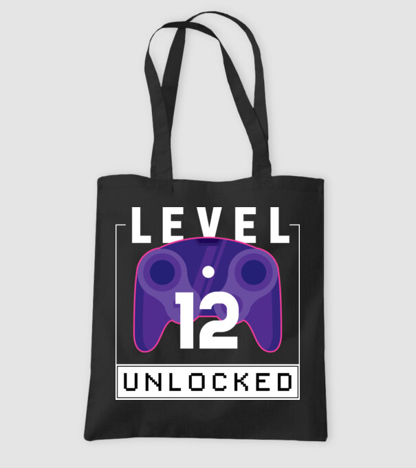 Level 12 Unlocked Gamer Birthday model negru pe tricou