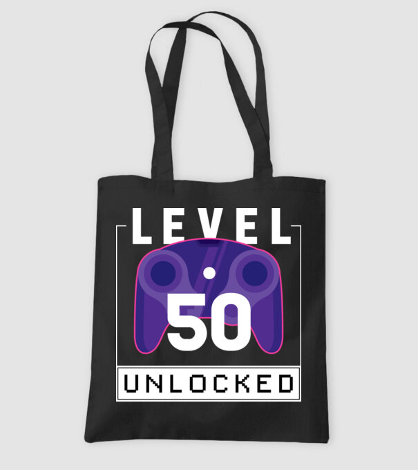 Level 50 Unlocked Gamer Birthday model negru pe tricou
