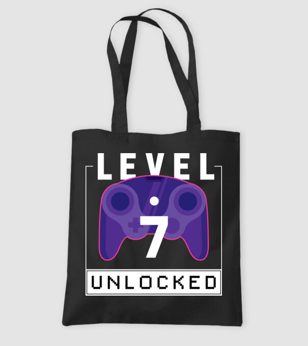 Level 7 Unlocked Gamer Birthday model negru pe tricou